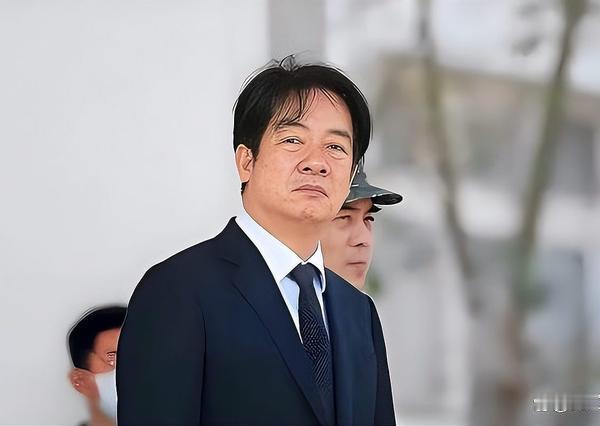 做梦！美军演练接赖清德跑路，解放军：瓮中捉鳖没商量！美军刚在委内瑞拉绑走马