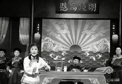 道光3年，13岁的姑娘赵二姑在家睡觉被邻居阎思虎撬门而入强奸，父亲告到衙门，县令