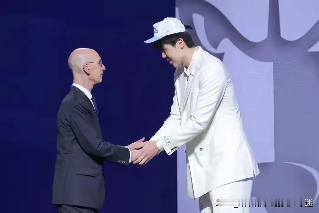 杨瀚森在NBA之旅或许会很难，甚至可能在开拓者主场遭遇嘘声。
