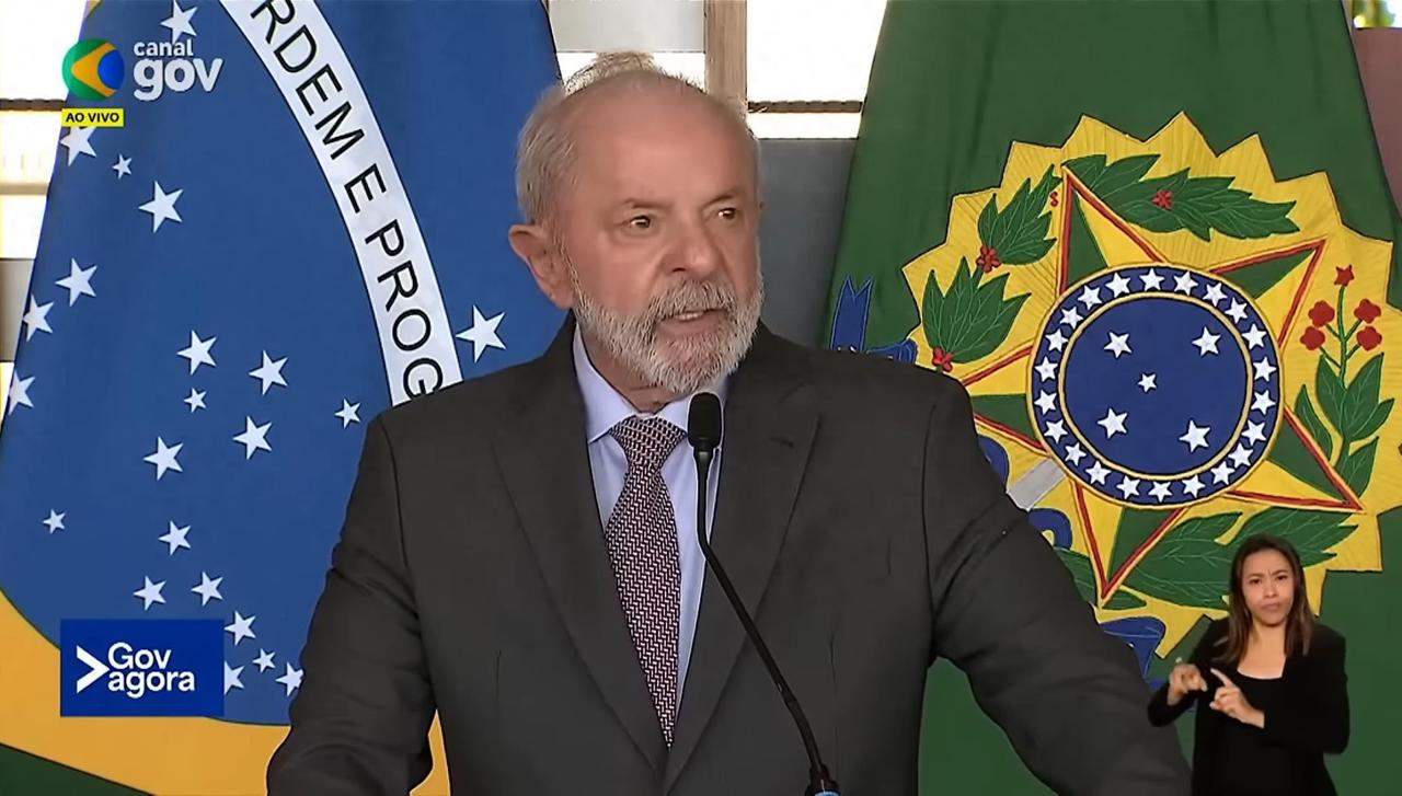 巴西上演了什么叫人在曹营心在汉，虽然在出访韩国并签订了一系列合作协议，但是他依然