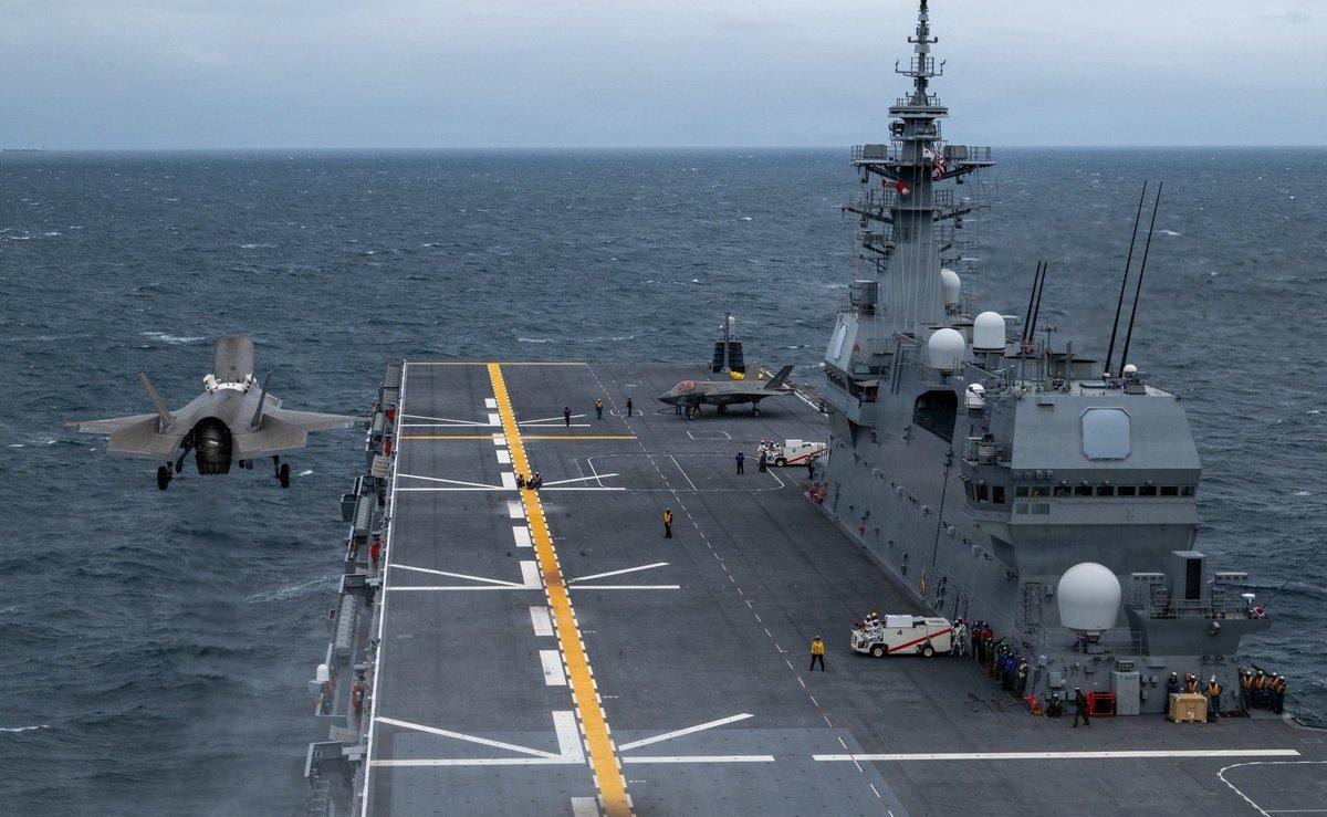 《辽宁舰携“大黑鱼”现身？美日48小时紧急搜寻暗藏何种较量》---近日，