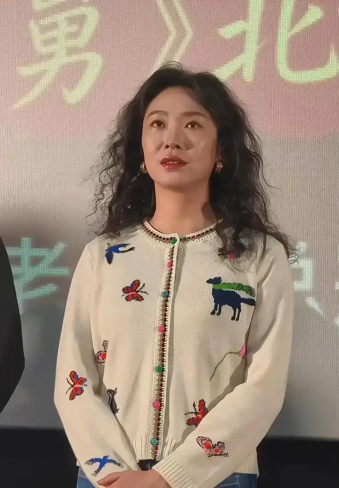 新剧《老舅》刚播，弹幕直接炸：郭京飞又被媳妇拿捏得死死的！这回的“狠人”是