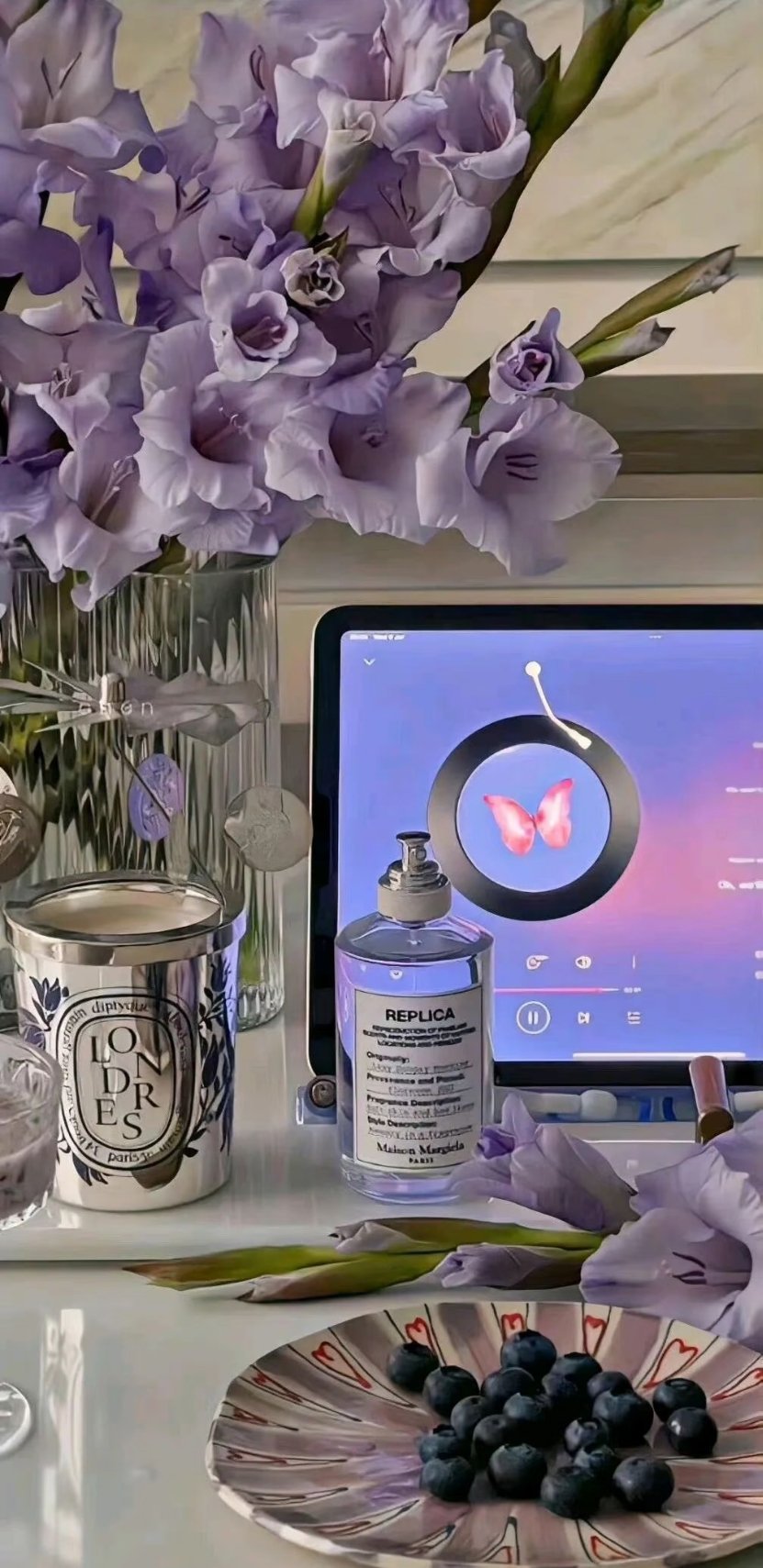 壁纸Sʜᴀʀᴇ:紫色系壁纸✨💜✨