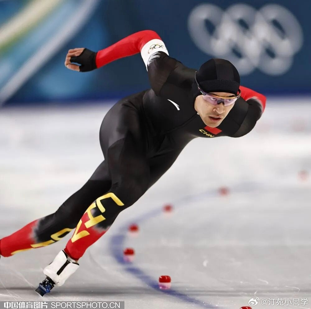 2026年世界速度滑冰短距离和全能锦标赛将在荷兰海伦芬揭开战幕。作为国际滑联年度