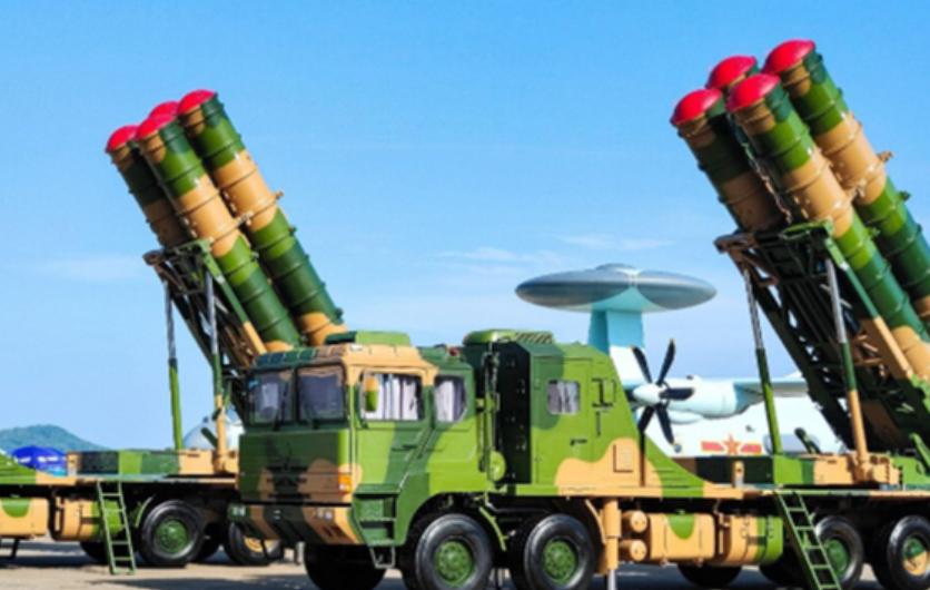为什么一款刚公开亮相的反导武器，会一下子压过红旗19，成为外界盯着看的焦点？很多