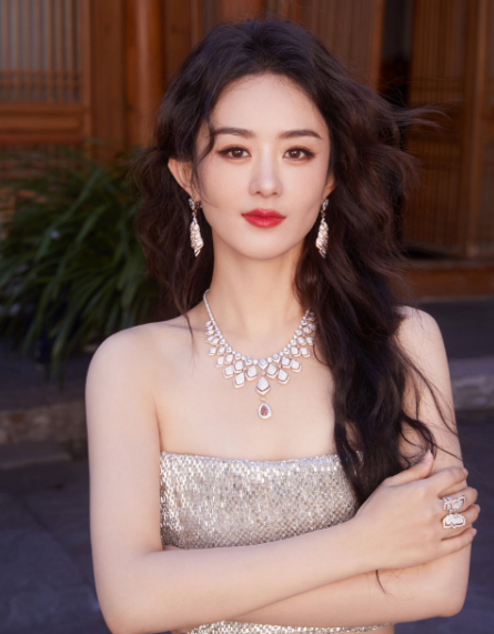 赵丽颖已经停止《小城大事》的宣传了，剧已经差不多进入尾声，收视率这块实在是没得冲