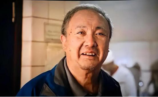 “你又破防什么？”新加坡媒体刚挑衅《龙餐馆》，人民网就亲自下场了！这一句怼得真漂