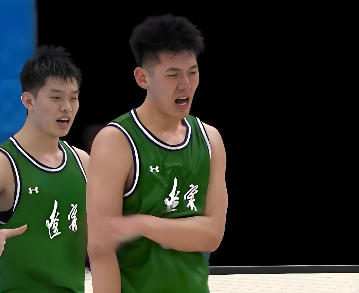 27分23板5帽！来自江西的2米11中锋，将会是辽宁队内线的希望。全运会，U2