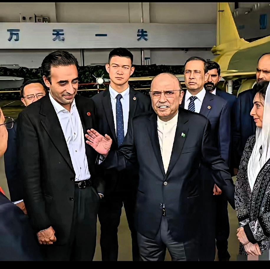 我果然没猜错。灾难面前，最见真情。大火刚发生，巴基斯坦总统扎尔达里就第一时间