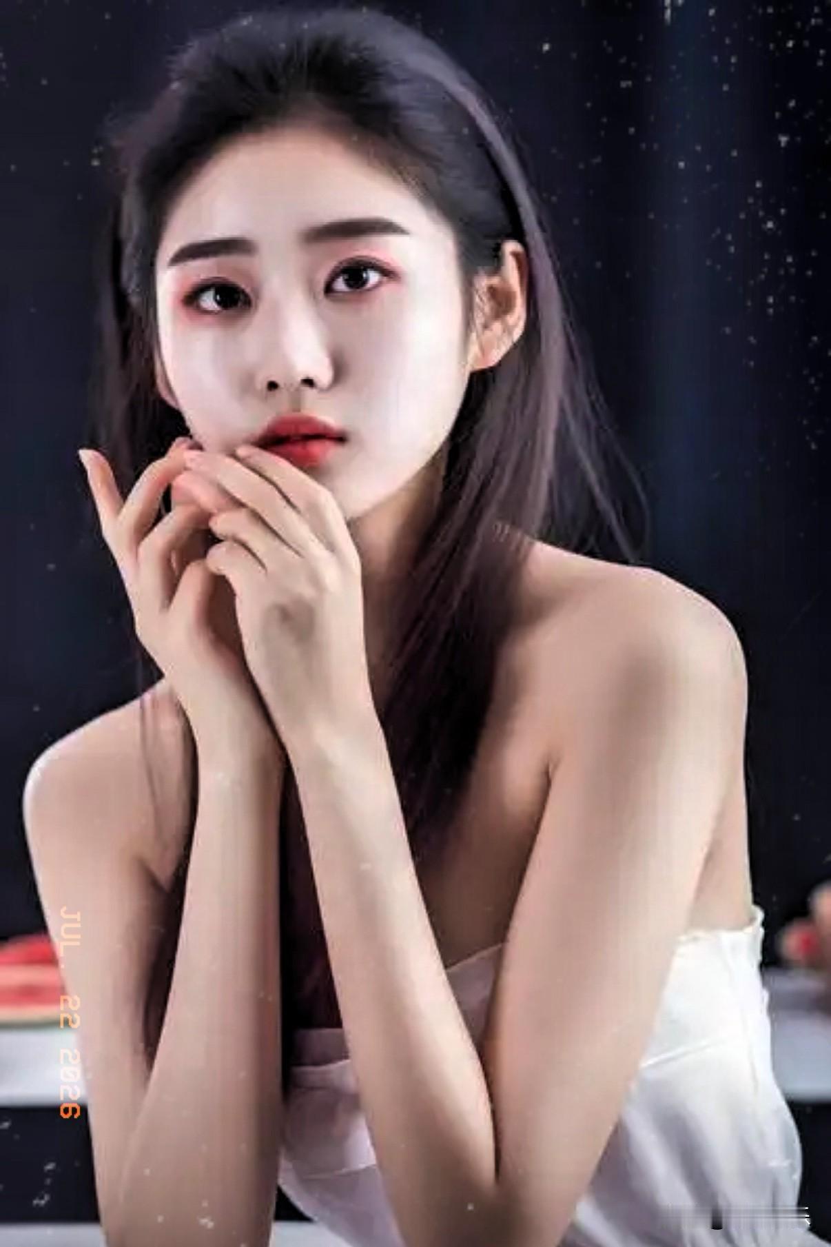 “天塌了”！广州，28岁女子胸部正常，与男友性生活正常，但体检发现没有子宫卵巢，