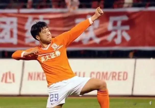 李金羽：“我一点都不怀念健力宝时光。每个阶段都有特别享受那种感觉，但是过去了，就