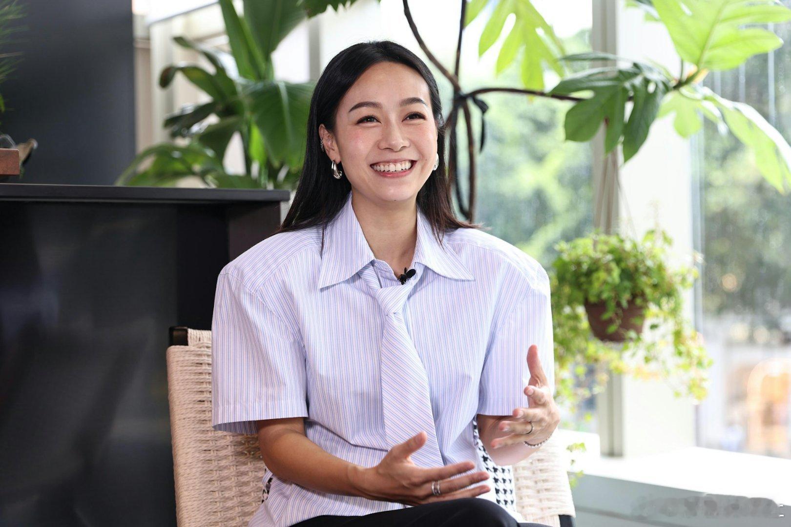現年36歲的黃心穎近年身份大轉變，TVB幕前工作停頓數年後，於2023年嫁給樂隊