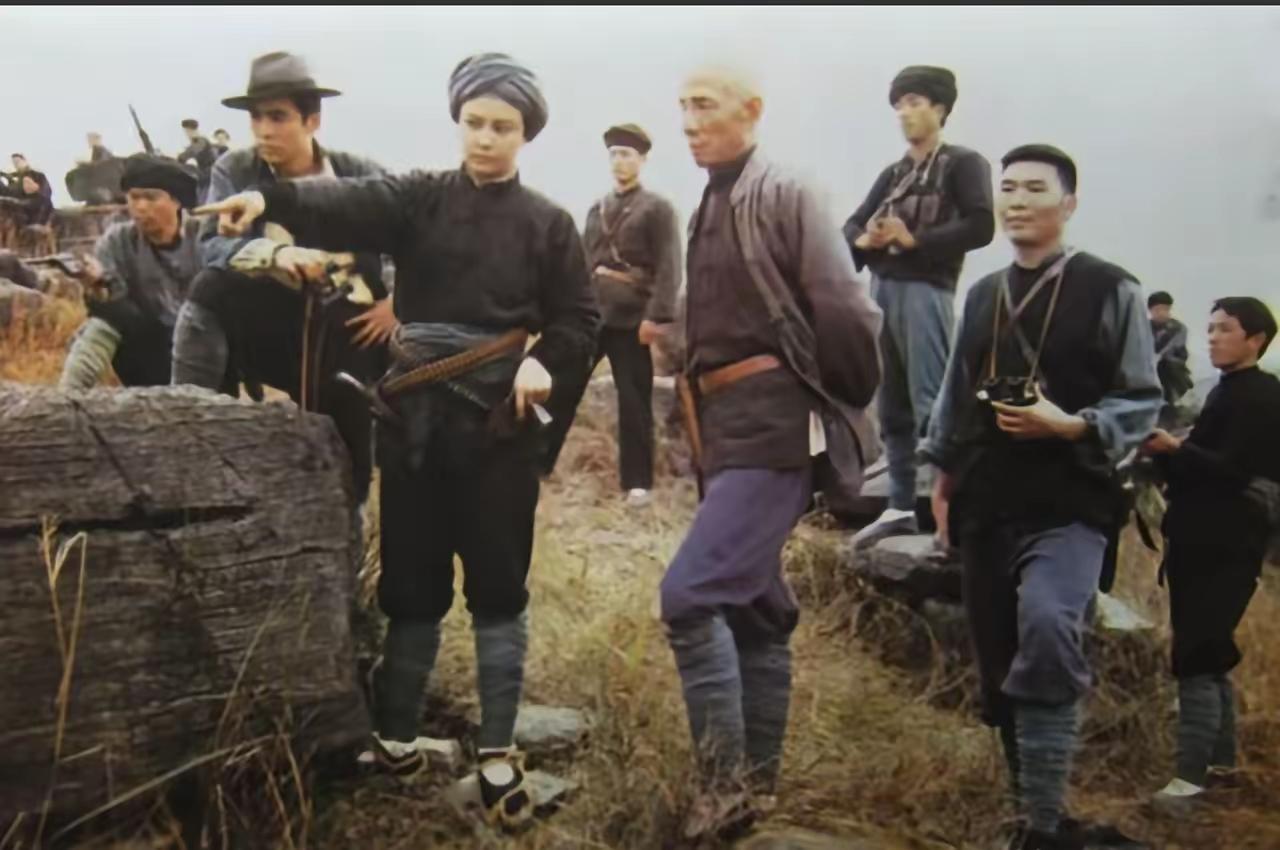 1949年3月5日，湖南辰溪县南庄坪，国民党第11兵工厂被几万土匪团团围住。守