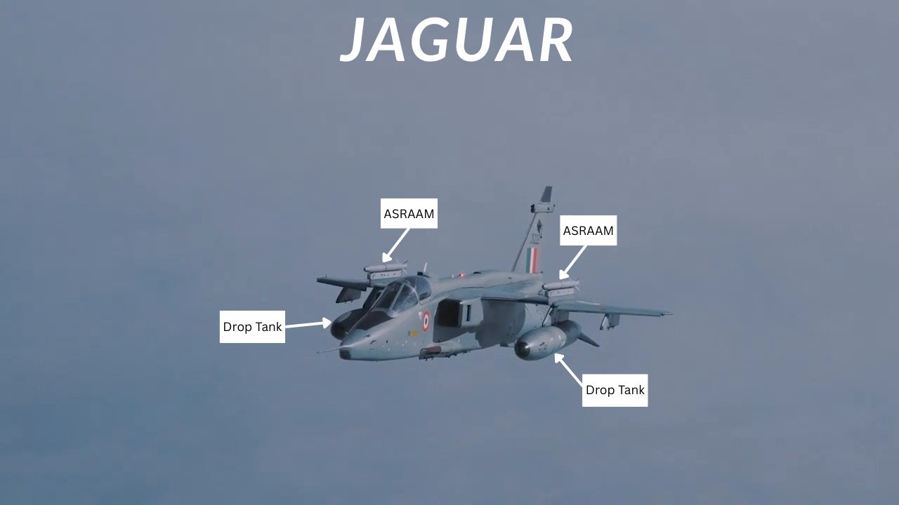 烽火问鼎计划印度共和国日阅兵空中编队包括美洲豹攻击机、米格29、苏30MKI