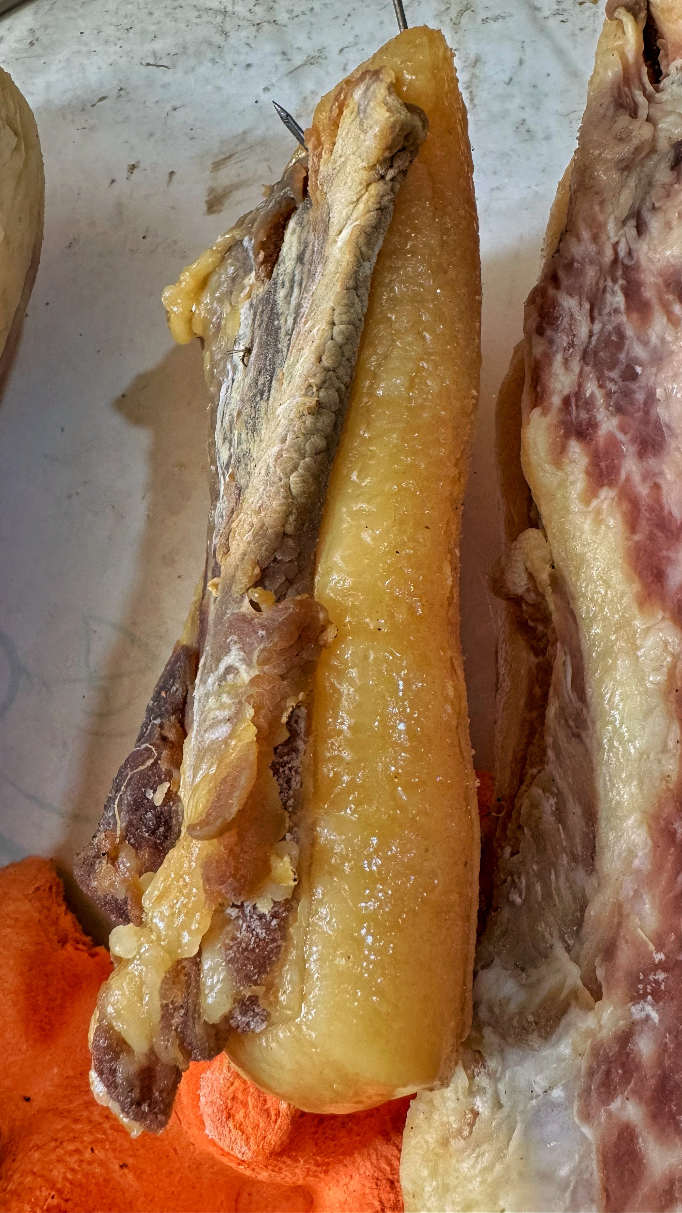 云南这种优质的农家腊肉，每天炒素菜的时候放一点，不用额外再放盐和味精了，吃起来香