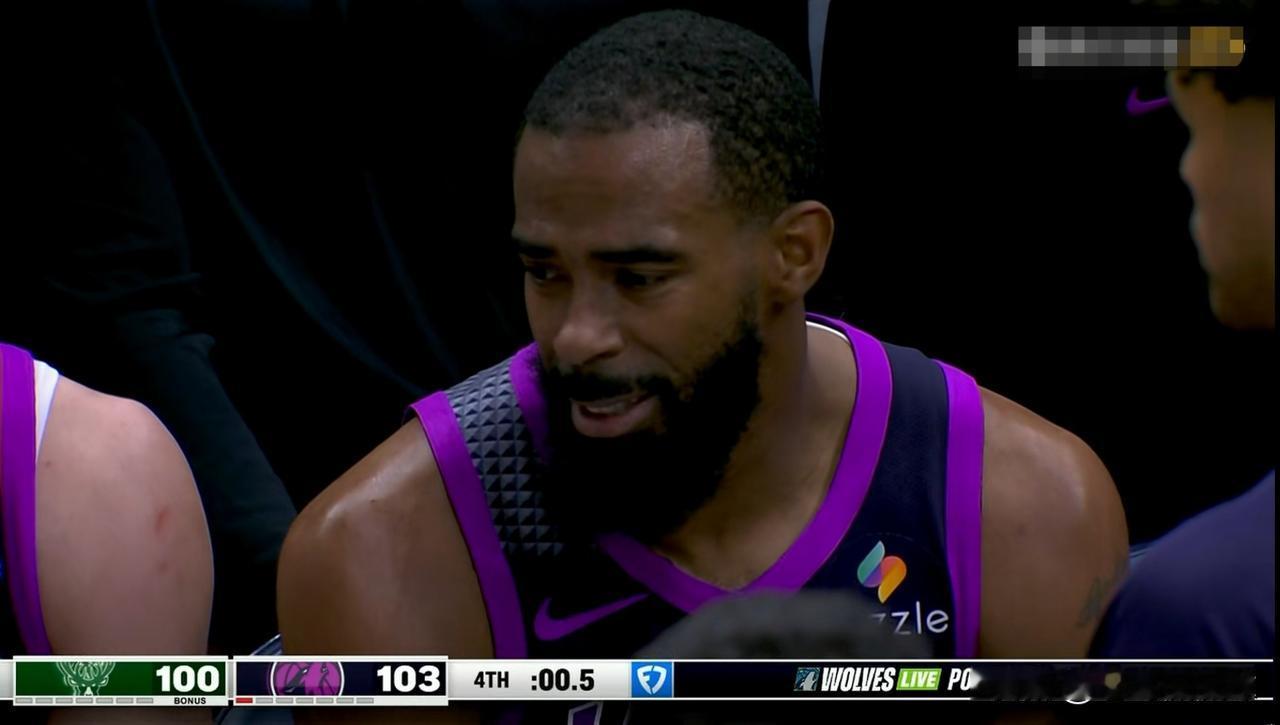 我忍不住要怒赞森林狼老将康利！在今天森林狼主场以103：100险胜雄鹿的比赛中，