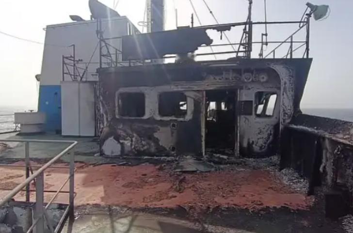 一艘中方货轮遭导弹袭击？巴基斯坦海军紧急出动，救下11名中方船员。难道美军出