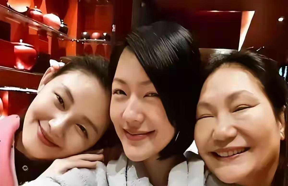 小S又被爆新瓜，预计10月份复出，她出不出来工作都没有关系。没有多少人会去关注她