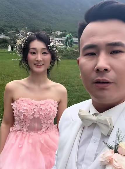 她到底是在过日子，还是在借婚姻起势？家庭条件不能比前夫家差，最好还要比大衣哥家强