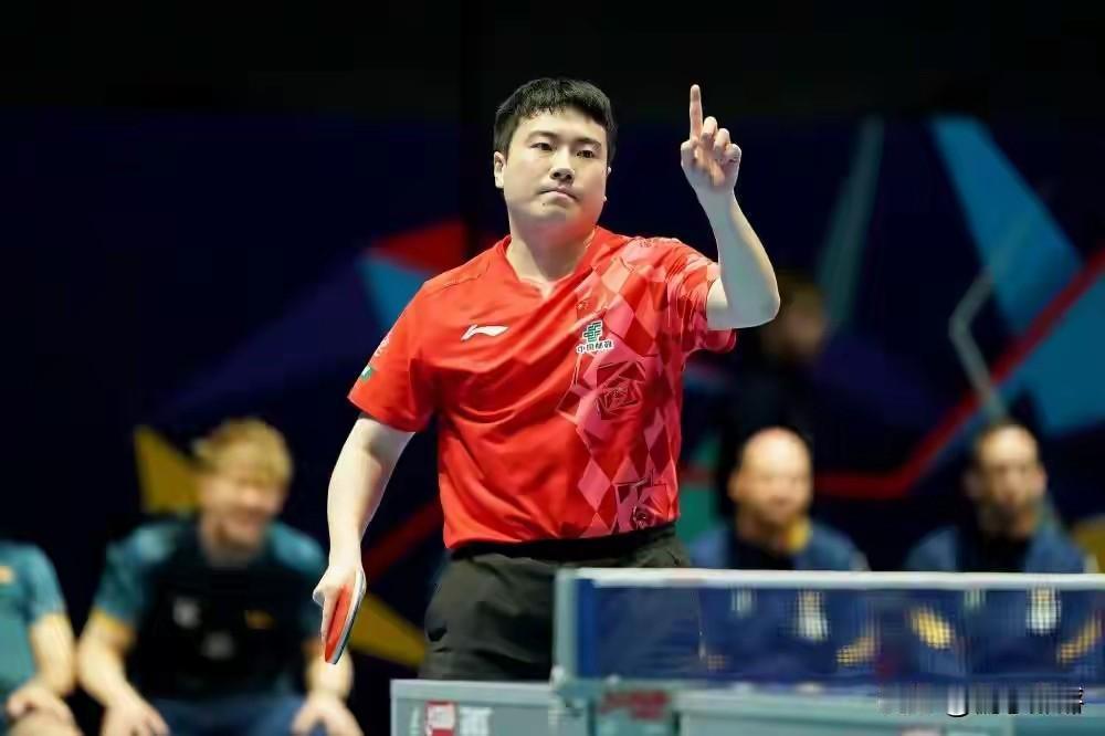 2026世乒赛又传坏消息，中国男乒在1：3输给韩国后又以2：3不敌瑞典队，吞下小