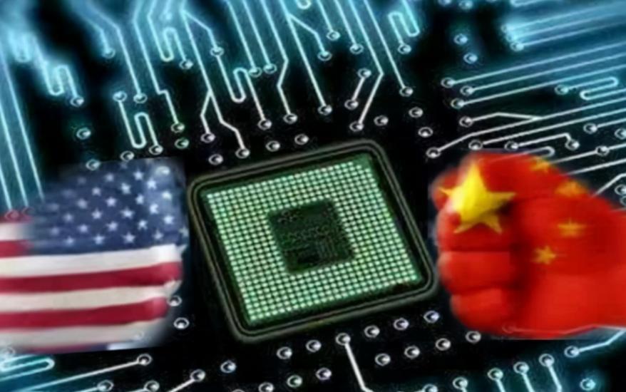 中美之间早就没了回头路！美国举着关税大棒往死里逼，中国攥着资源王牌不含糊：一边要