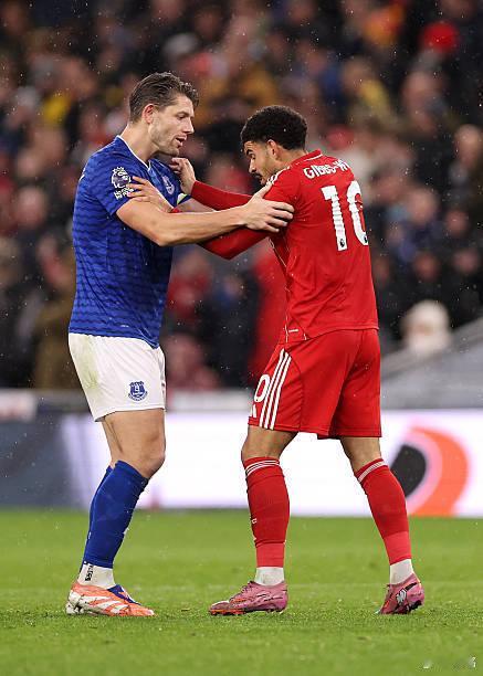 埃弗顿杀进前五！莫耶斯低调剑指欧冠区，斯坦福桥要拿蓝军祭旗？