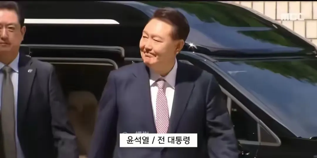 尹锡悦终于禁不住李在明的政治捶打，如今他终于被逮捕，而令人关注的是，他被关押的