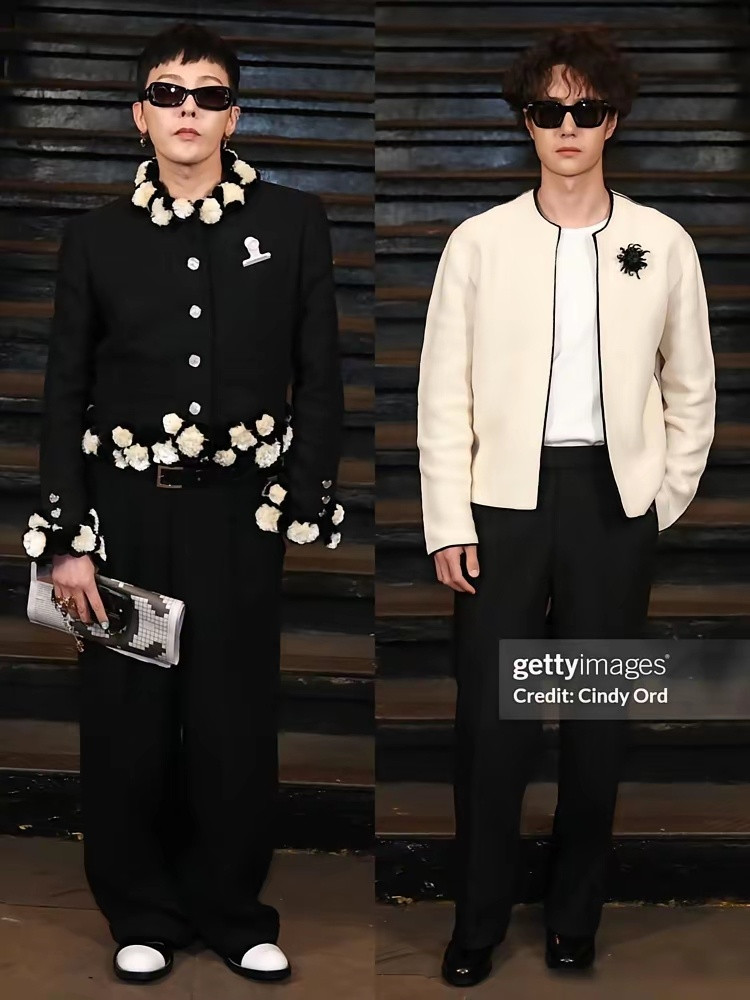 刚刷到权志龙和王一博的生图对比，我直接笑出了声，这差距也太扎眼了吧！权志龙那身花