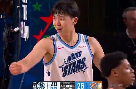 8分钟狂砍10分2篮板！杨瀚森新秀赛5中4效率炸裂，球商在线实力尽显，缺的只是稳