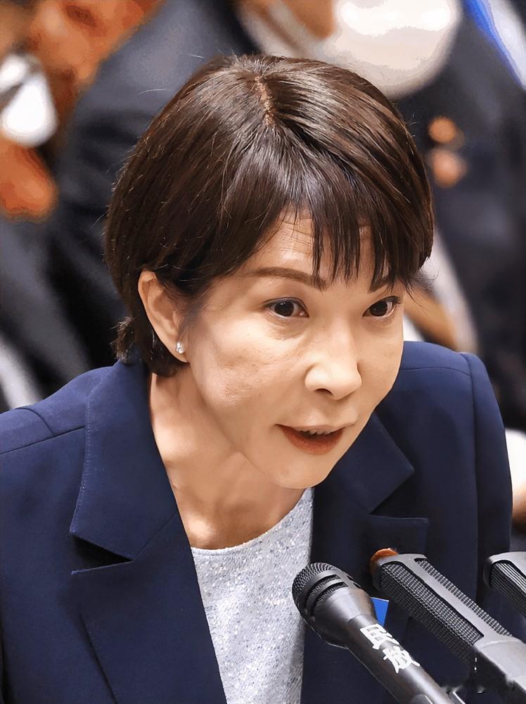 太直接了！韩国驻日本大使直接点名批评高市早苗内阁。韩国驻日大使李赫公开表示，韩