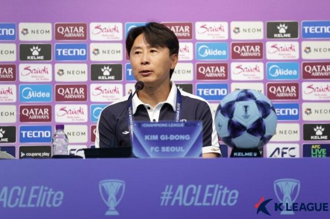 首尔主帅: 没想到成都90分钟的防守都如此出色, 令人惊讶