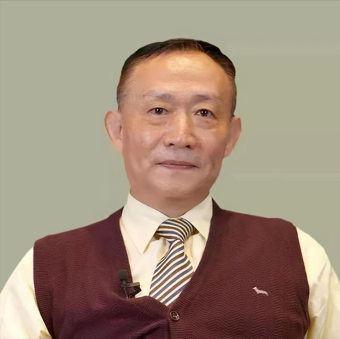 卢麒元这次是真的急眼了！卢麒元近几日几天频繁发声，他直言不讳地指出了一些海归专家