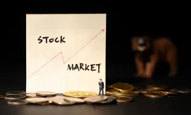 炒股顿悟，换位思考很重要。之前我总盯着自己持有的股票涨跌干着急，后来试着站在主力