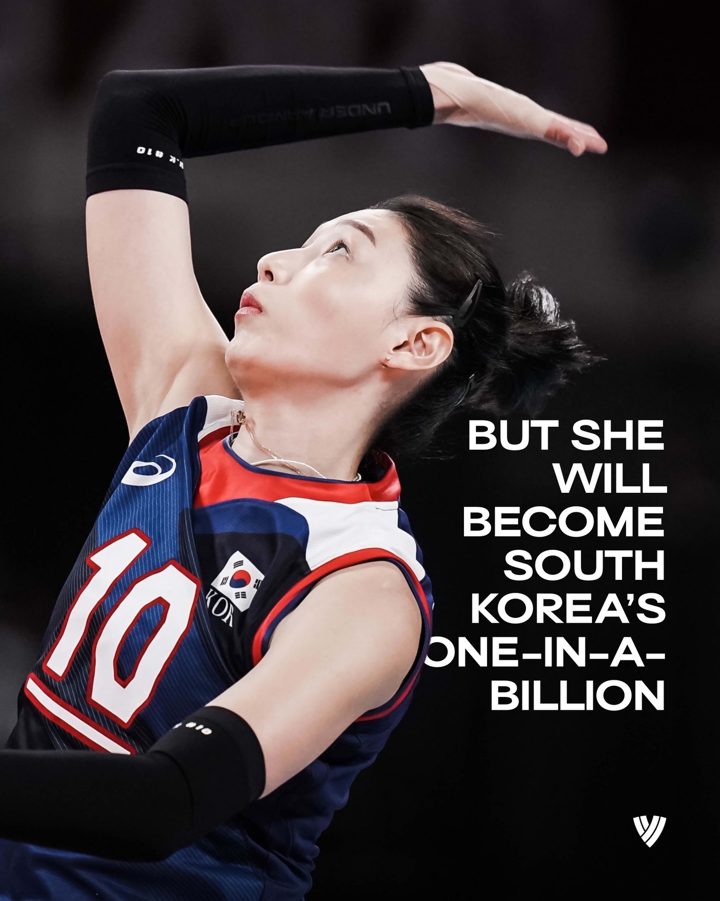 国际排联账号发文：一张老照片里，年轻的郎平振臂欢呼，那时的她或许还不知道，自己会