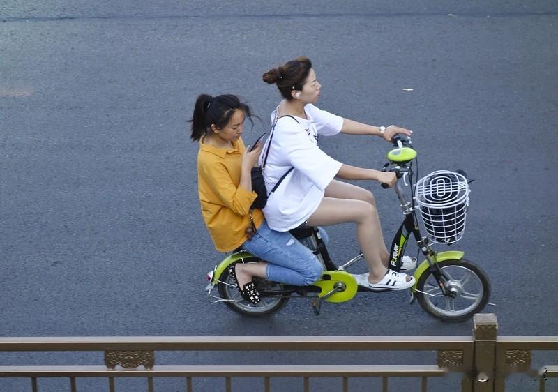 新国标电动车限速25km/h，你忍得了吗？实测：20km通勤，25码≈48