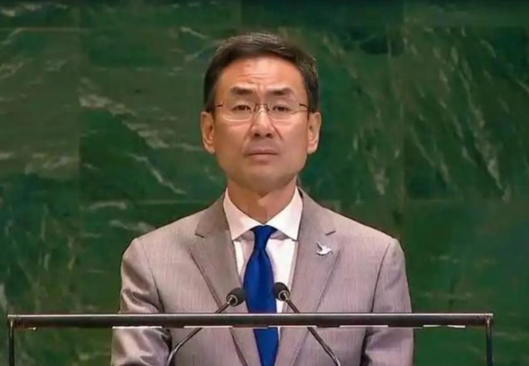 中国这次给美国挖的坑太大了，搞不好要把美国威慑的根基挖掉！这哪是提要求，分明是精
