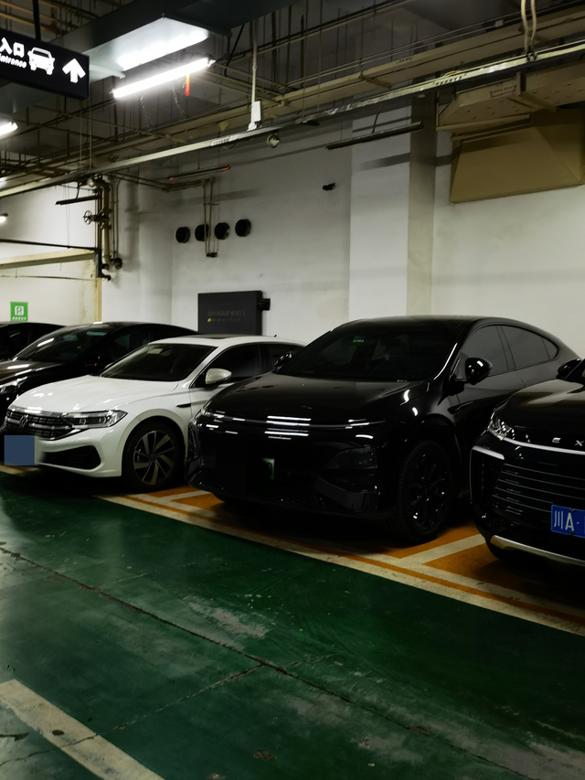 G6提车3个月，谈谈体验先来说下提车过程，大定是在3月14，焦虑的等待了2周