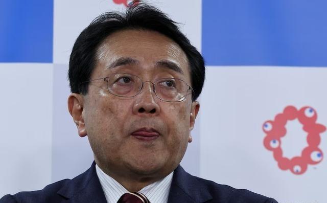 不回应，日本接连抗议。6月30日，日本彻底坐不住了，包括日本经济产业部长赤泽亮