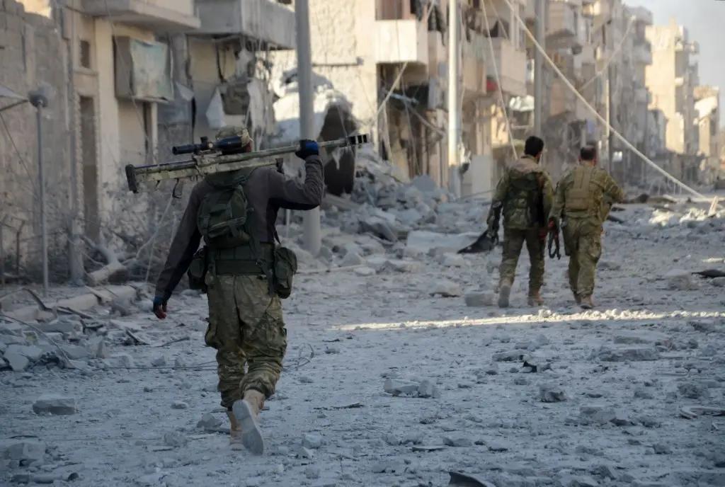 阿萨德卷土重来！表哥一线冲锋，老虎师师长多国斡旋，朱拉尼与普京玩还是嫩了点！