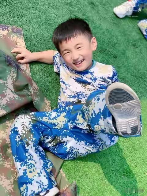课堂乱成菜市场，你让老师怎么办？现在的课堂，跟以前不一样了。以前的课堂什