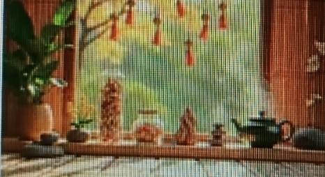 分享五个超管用的养生小知识。一是饮食上，永远吃7分饱，吃完小饱，4小时后会饿就行