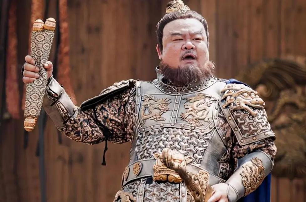 《资治通鉴》正史里记载，杨贵妃给安禄山洗澡，原来是真的。一个三百五十斤的胖子
