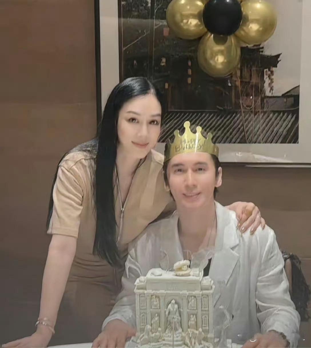 钟丽缇为老公庆生，她变化也太大了。