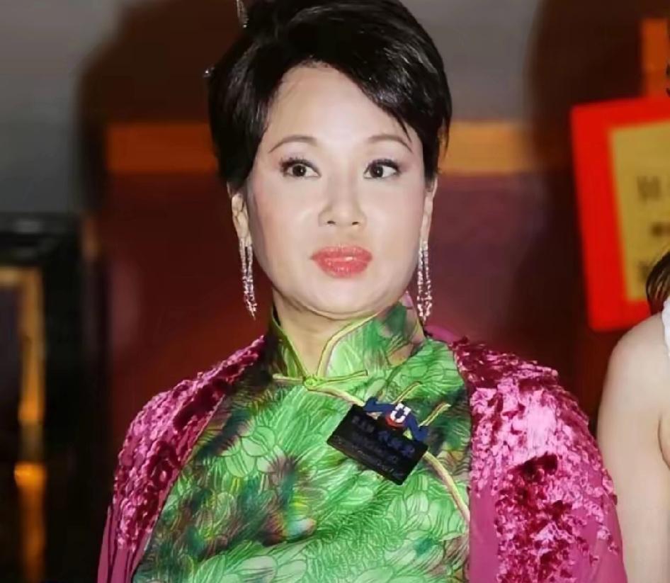 赌王三太陈婉珍这把是真输了，而且输得明明白白——不是输在钱上，是输在格