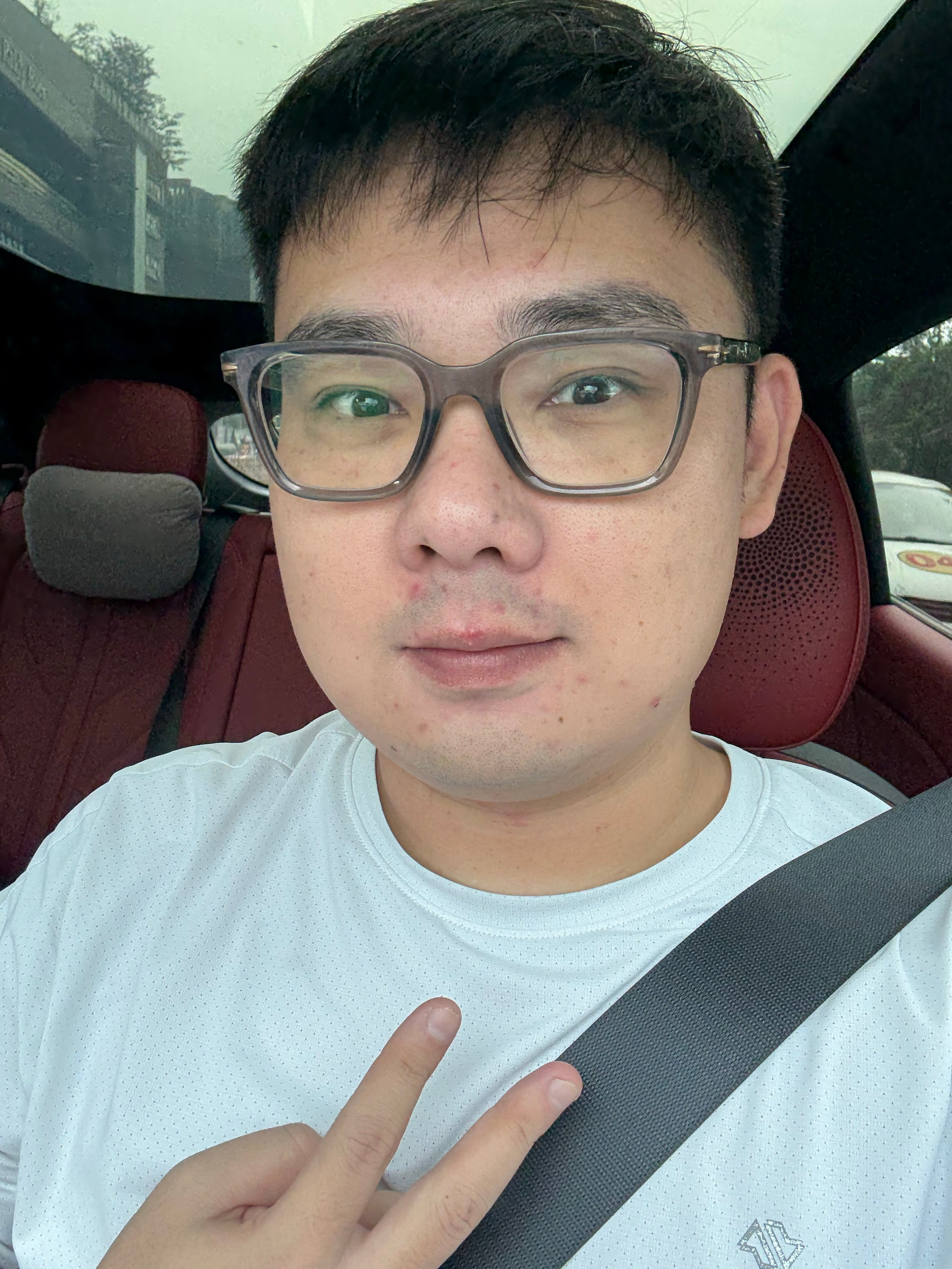 9月打卡健身day3，依然是1000米蛙泳，明天加到1200米。我现在的肌肉强的