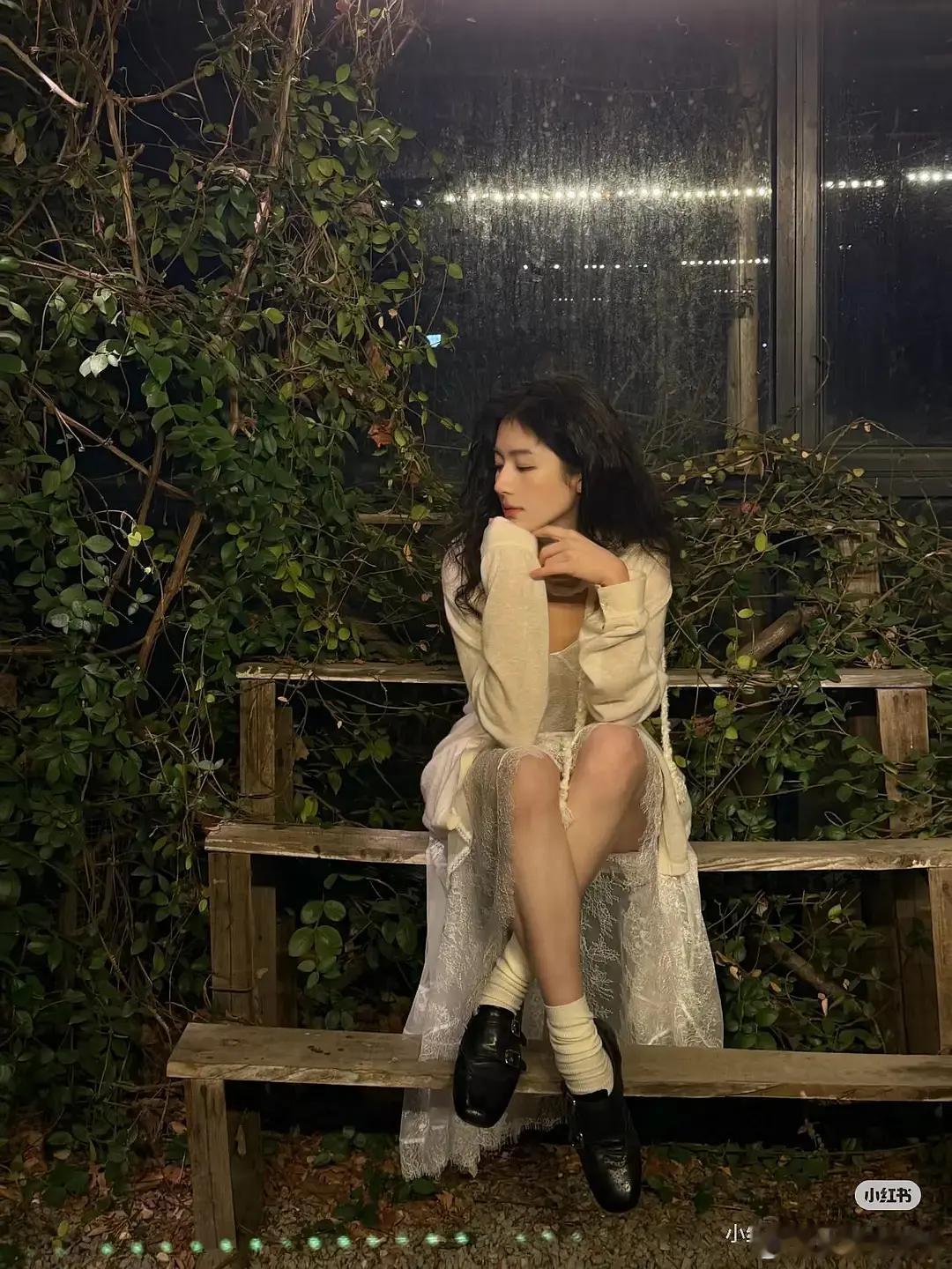 兰迪这组图怎么样，用一个古早的词来形容森系