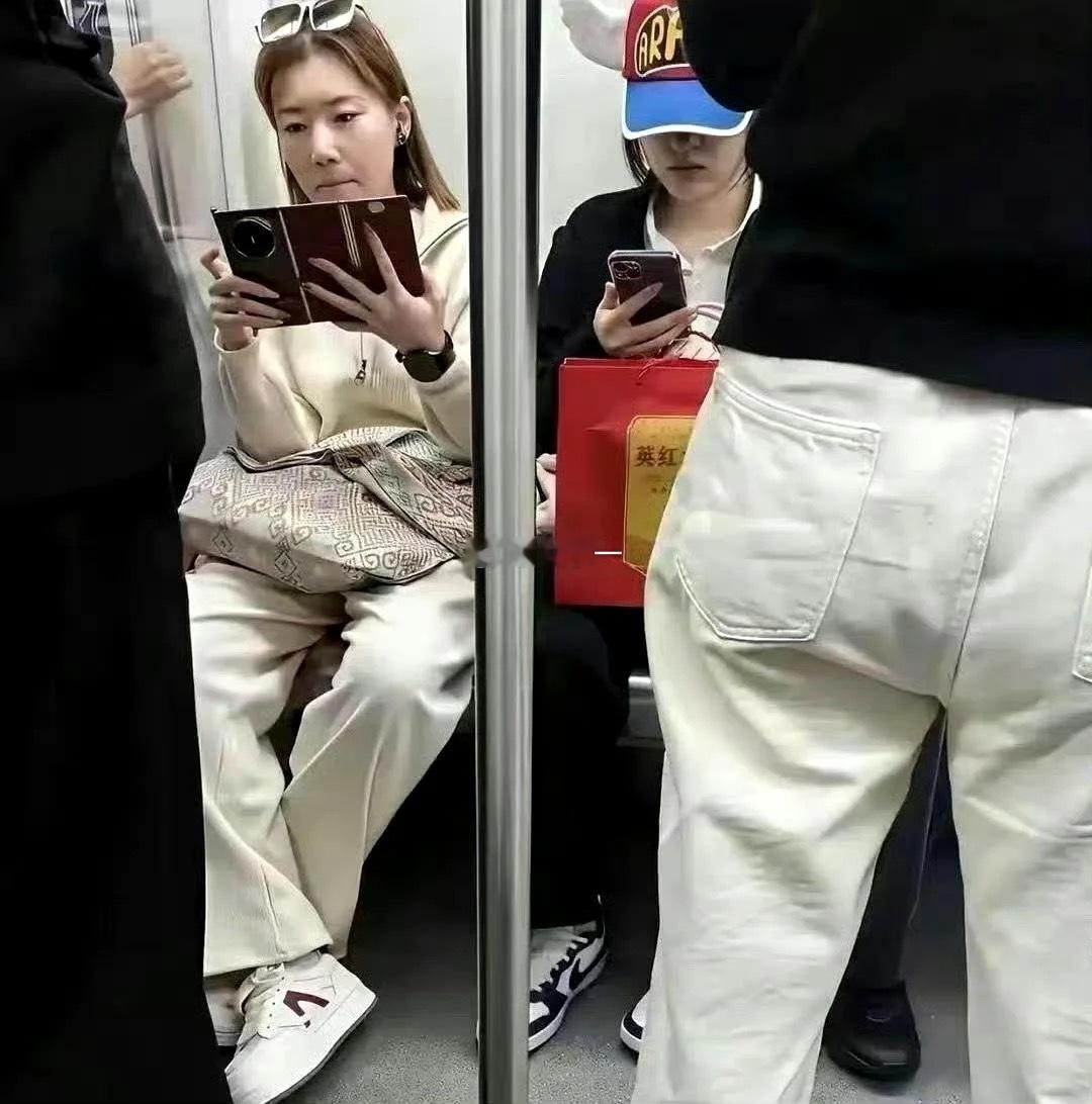 有钱没钱，真的一眼就看出来了