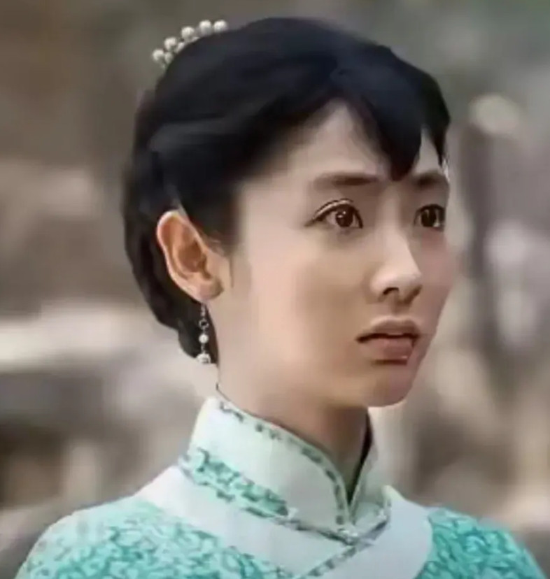 我敢肯定，《生万物》播完之后，饰演苏苏的演员一定会走红。该剧中，她通过细腻的表演