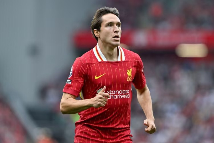 小基耶萨值得表扬！今晨，英超。第14轮，利物浦主场1:1逼平桑德兰，小基耶萨