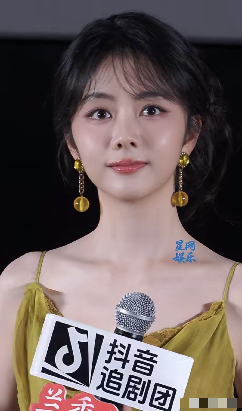 我可以接受谭松韵没结婚，也可以接受她已经36岁了，但是我不能接受，36岁的谭松韵竟然长得还和未满18